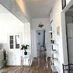 Live The Summer Dream At Cozy Retreat