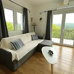 Live The Summer Dream At Cozy Retreat דירה