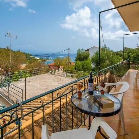 Live The Summer Dream At Cozy Retreat Apartment